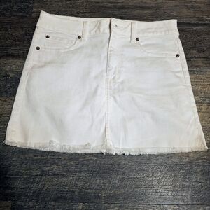 American Eagle Outfitter White Mini Skirt Size 6 American Eagle Outfittets